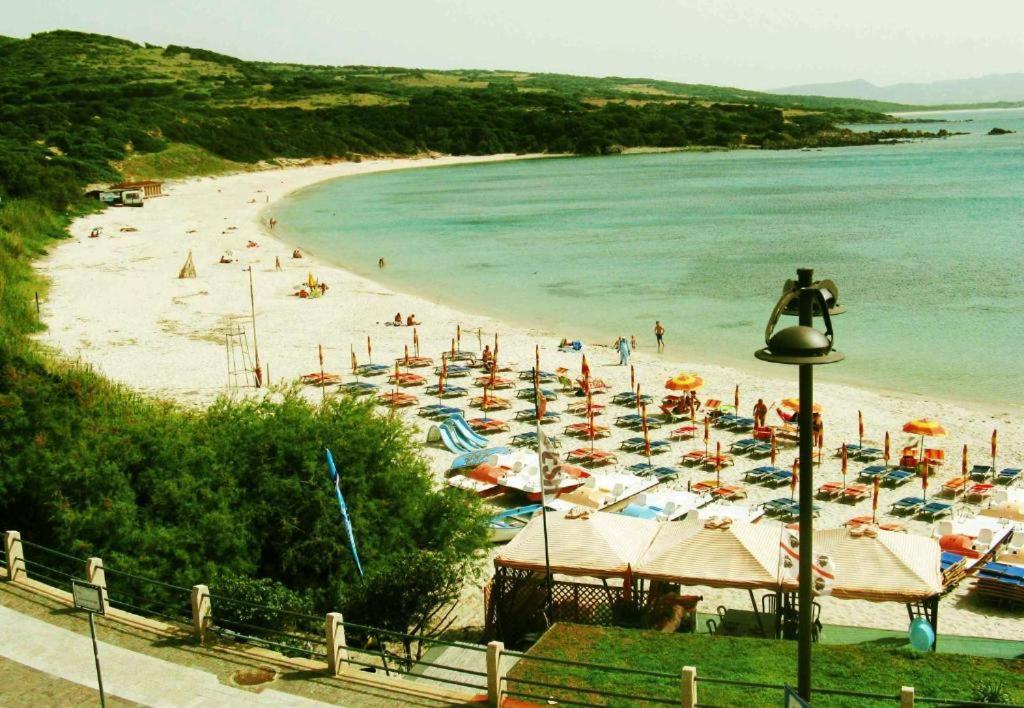 Borgo Spiaggia Isola Rossa Εξωτερικό φωτογραφία
