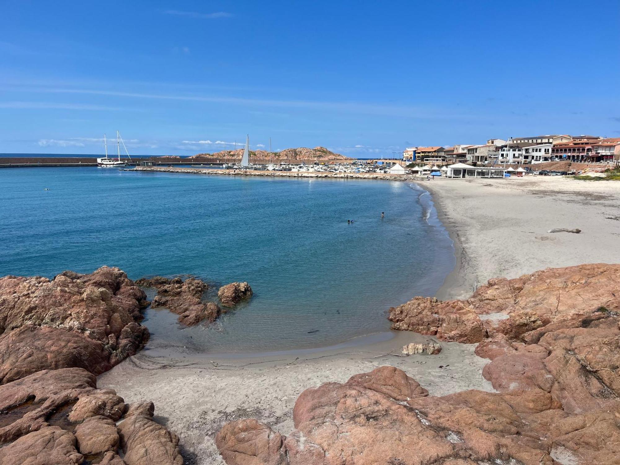 Borgo Spiaggia Isola Rossa Εξωτερικό φωτογραφία